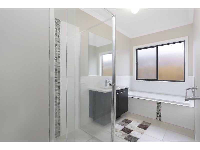 80 Boston Drive, Warrnambool VIC 3280