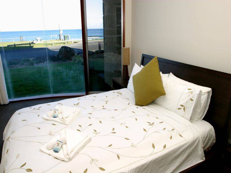 1 East Beach, Port Fairy VIC 3284