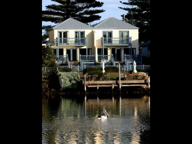 a/69 Gipps Street, Port Fairy VIC 3284