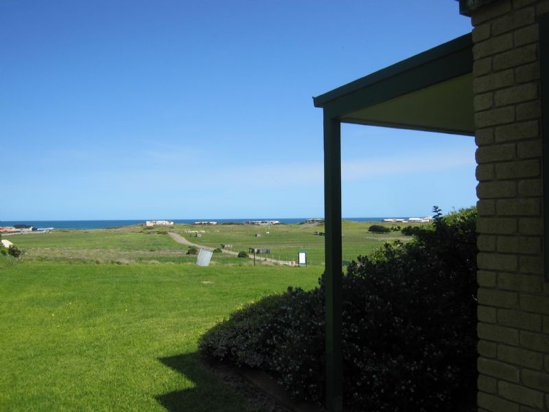 8 Thistle Place, Port Fairy VIC 3284