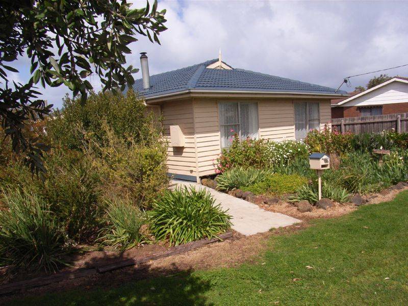 165 Princes Hwy, Port Fairy VIC 3284