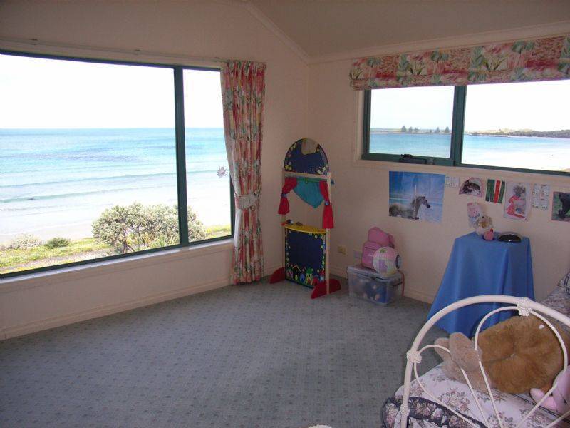 7 Moyne Crt, Port Fairy VIC 3284