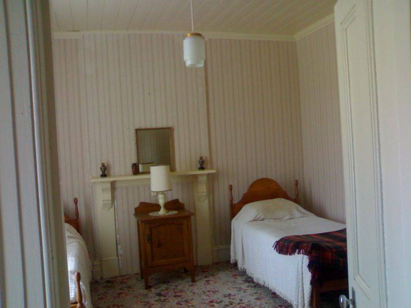 27 James, Port Fairy VIC 3284