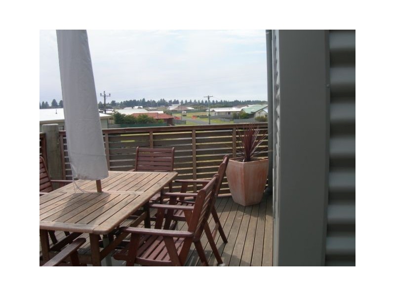 2 Brophy, Port Fairy VIC 3284