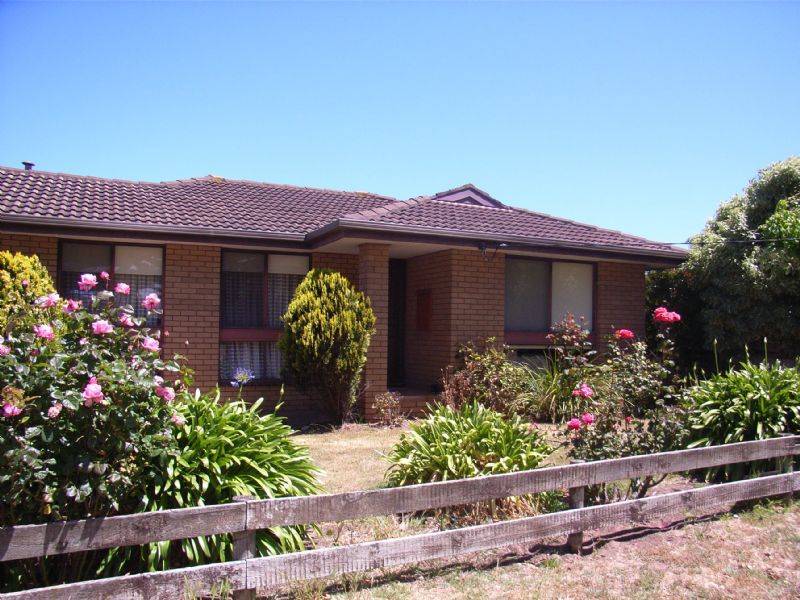 105 Regent St, Port Fairy VIC 3284