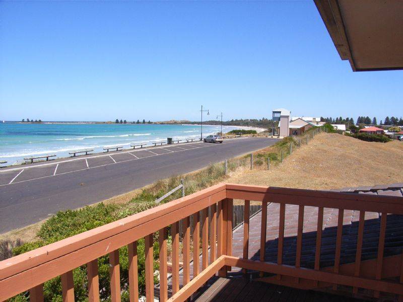 101 Beach St, Port Fairy VIC 3284