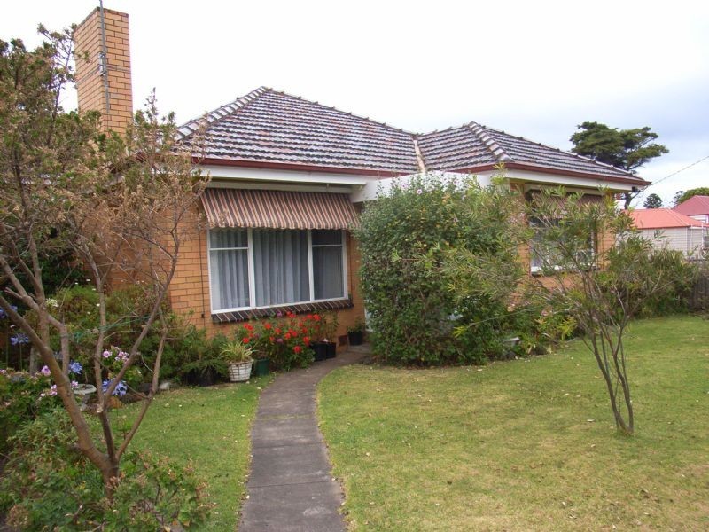 19 James St, Port Fairy VIC 3284
