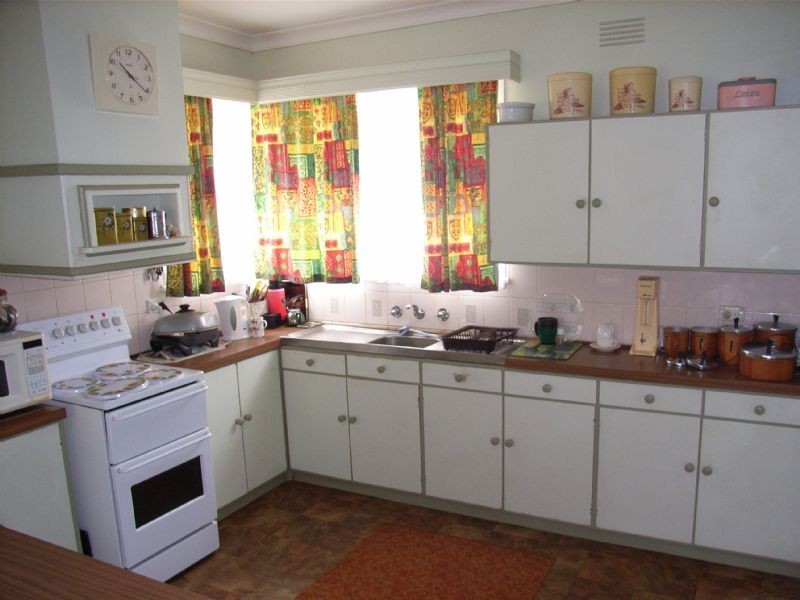 19 James St, Port Fairy VIC 3284