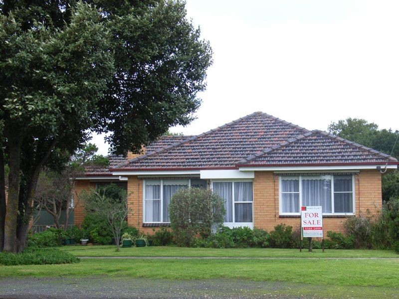 19 James St, Port Fairy VIC 3284