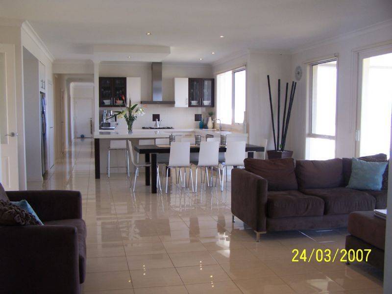 27 Fitzgibbons Lane, Tower Hill VIC 3283