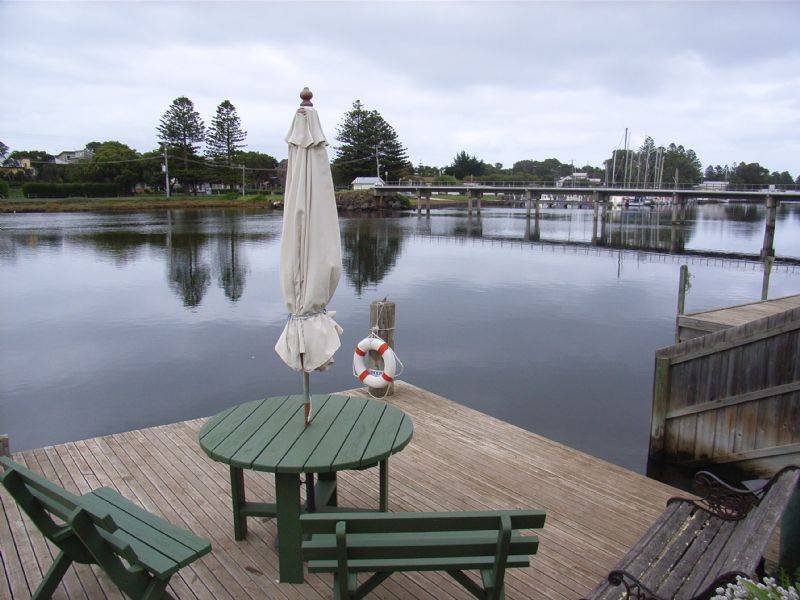 67 Gipps St, Port Fairy VIC 3284