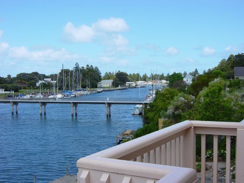 67 Gipps St, Port Fairy VIC 3284