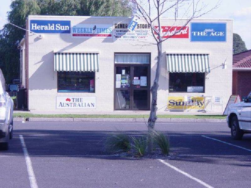 39 High Street, Macarthur VIC 3286