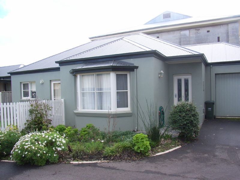 2/33 James St, Port Fairy VIC 3284