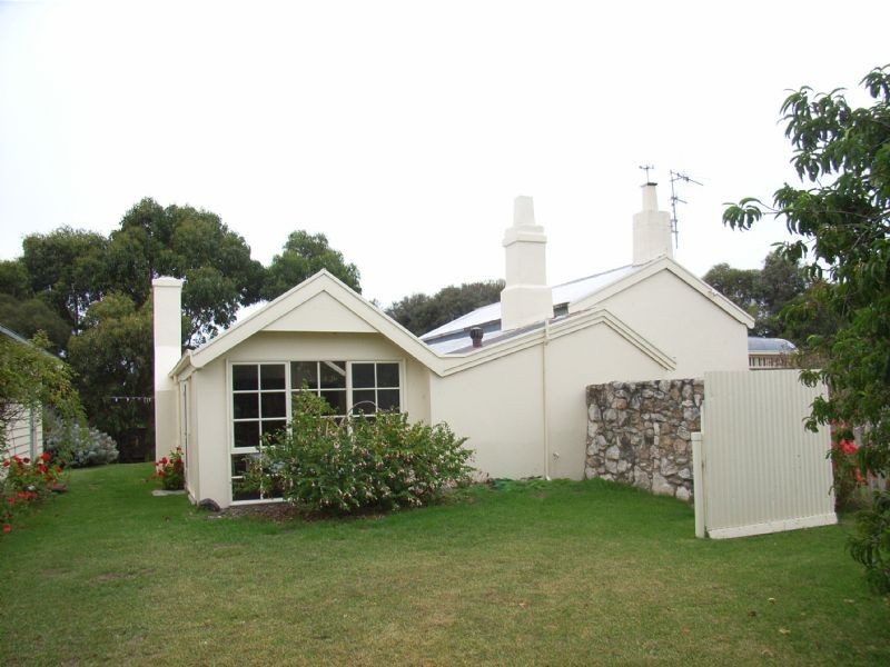 132 Princes Hwy, Port Fairy VIC 3284