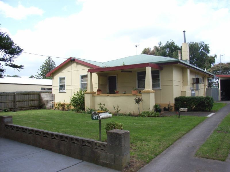 47 William St, Port Fairy VIC 3284
