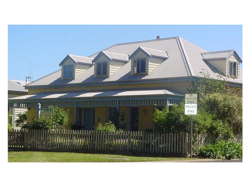 22 Gipps St, Port Fairy VIC 3284