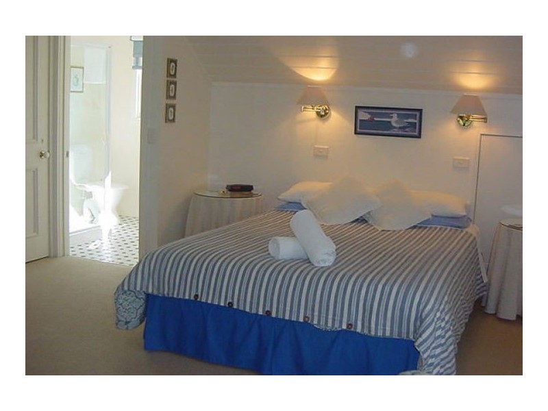 22 Gipps St, Port Fairy VIC 3284