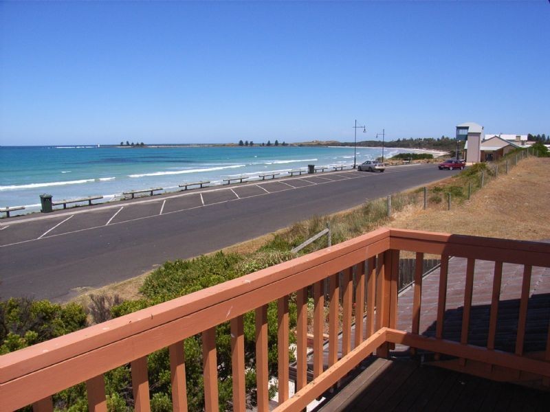 101 Beach St, Port Fairy VIC 3284