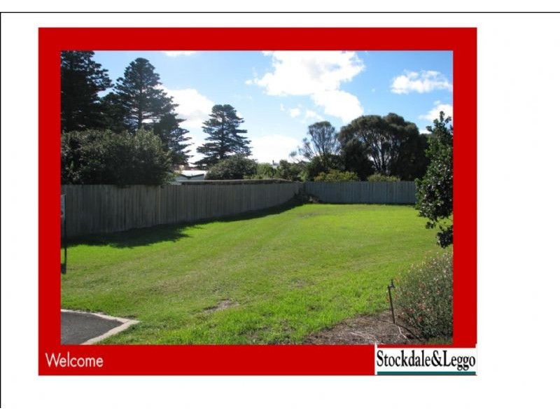 2 Chastel  Close, Port Fairy VIC 3284