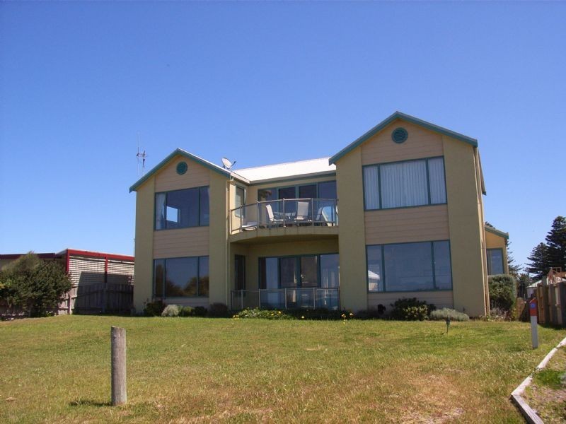 7 Moyne Crt, Port Fairy VIC 3284