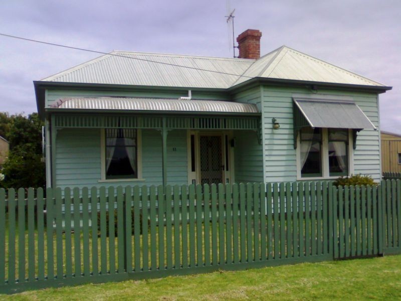 11 Campbell Street, Port Fairy VIC 3284