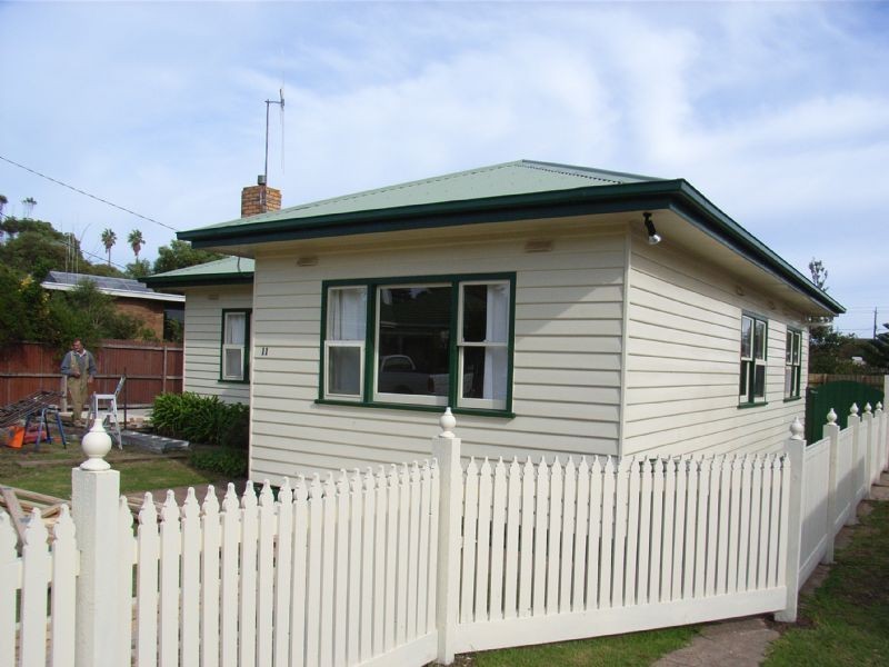 11 Earl Street, Port Fairy VIC 3284