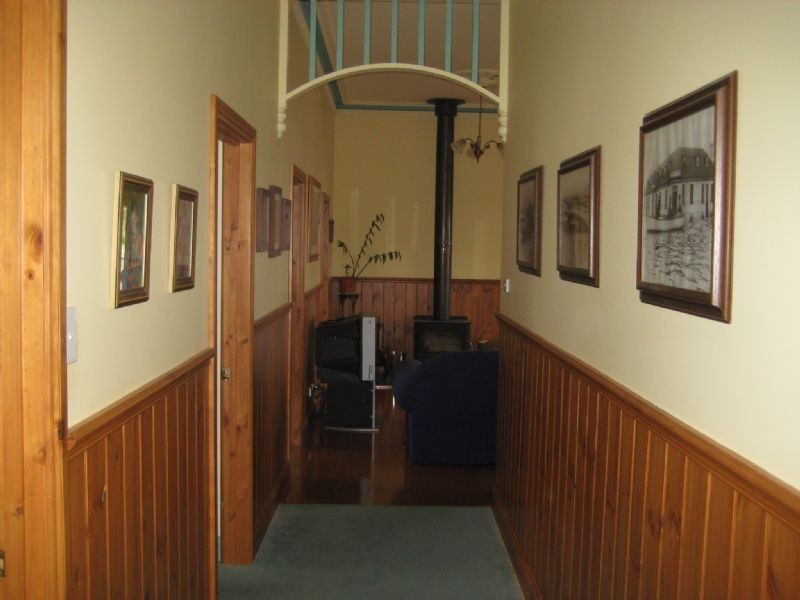 31 Powling , Port Fairy VIC 3284