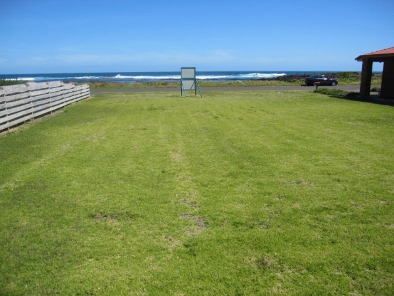 106 Ocean Drive, Port Fairy VIC 3284