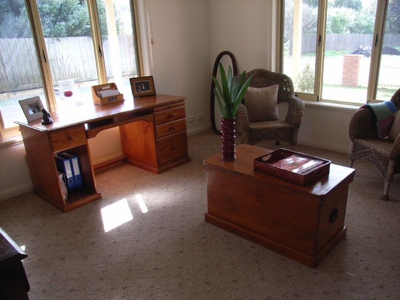 9 Gratton St, Port Fairy VIC 3284