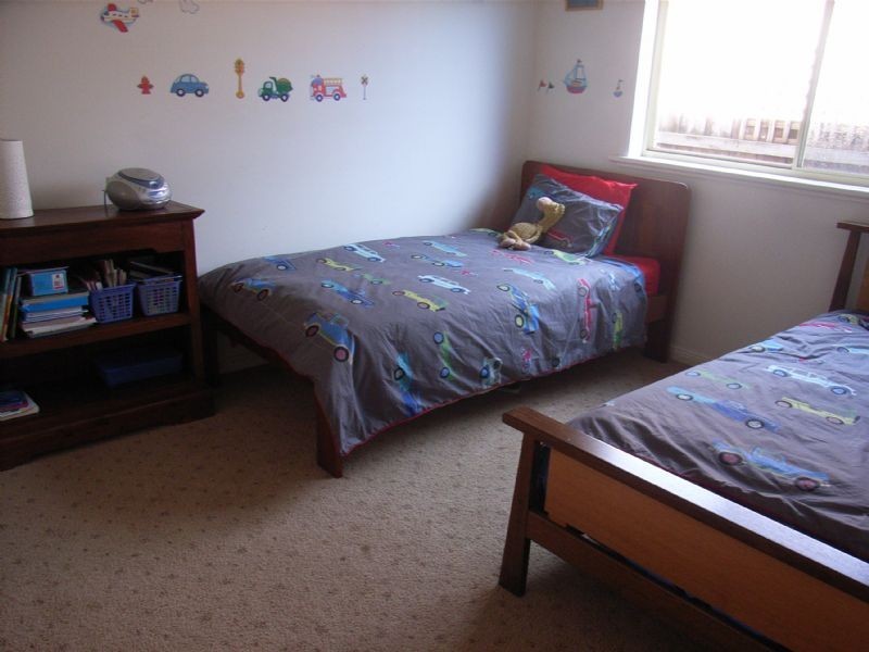 9 Gratton St, Port Fairy VIC 3284