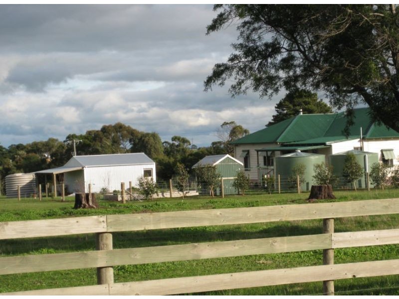 1 Ryans Lane, Bessiebelle VIC 3304