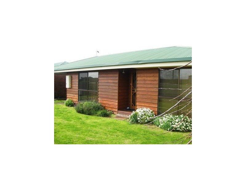 177 Princes Highway, Port Fairy VIC 3284