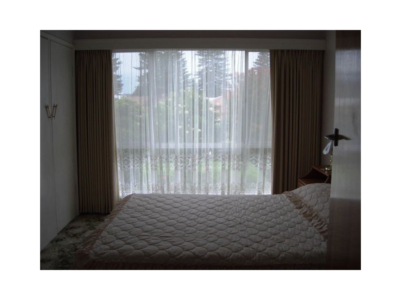 3 Earl, Port Fairy VIC 3284