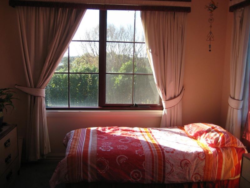 2 Seaview Way, Port Fairy VIC 3284