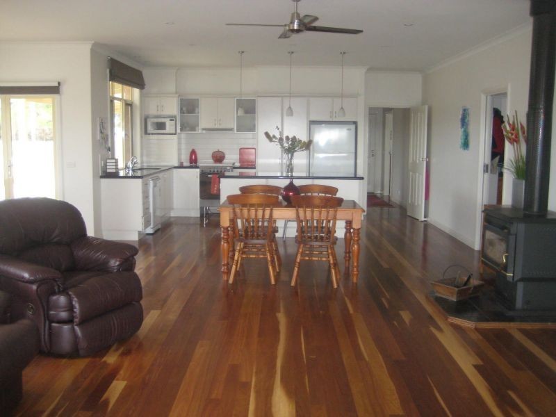 9 Gratton St, Port Fairy VIC 3284