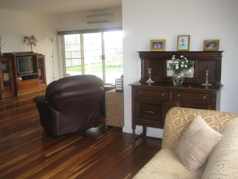 9 Gratton St, Port Fairy VIC 3284