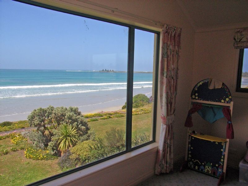 7 Moyne Crt, Port Fairy VIC 3284
