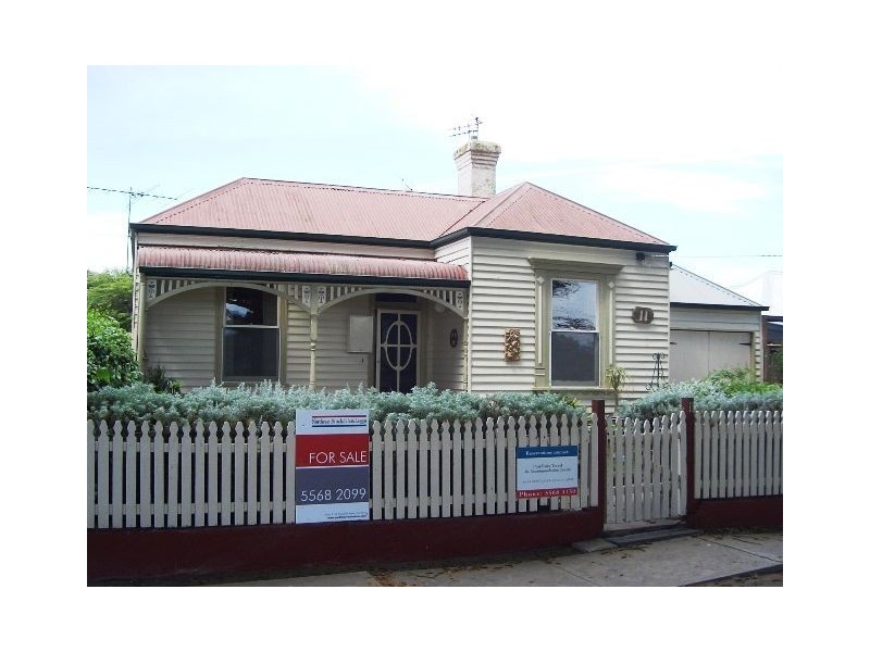 11 Sackville Street, Port Fairy VIC 3284