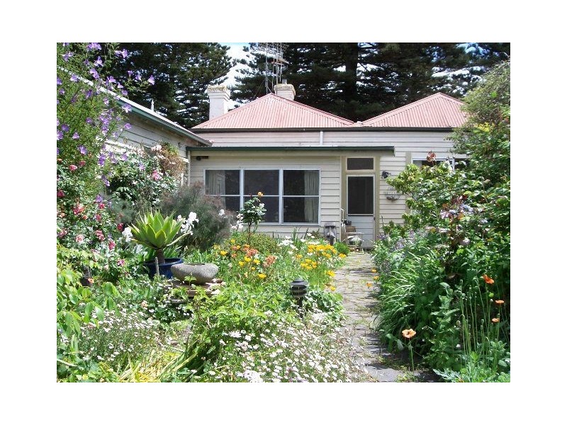 11 Sackville Street, Port Fairy VIC 3284