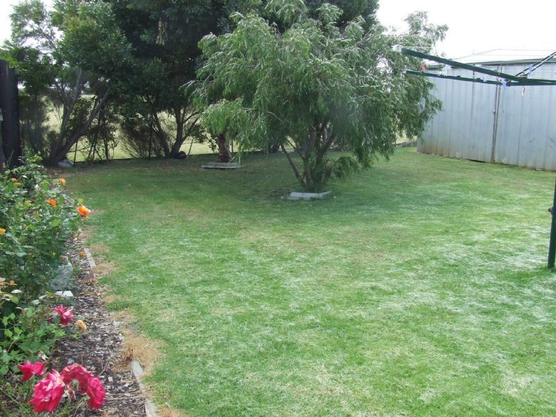 194 Princes Hwy, Port Fairy VIC 3284