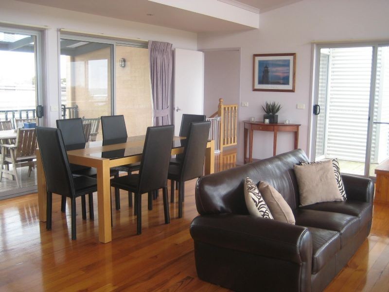 70 Ocean Drive, Port Fairy VIC 3284