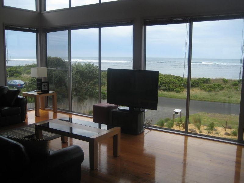 70 Ocean Drive, Port Fairy VIC 3284