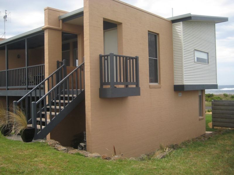 70 Ocean Drive, Port Fairy VIC 3284