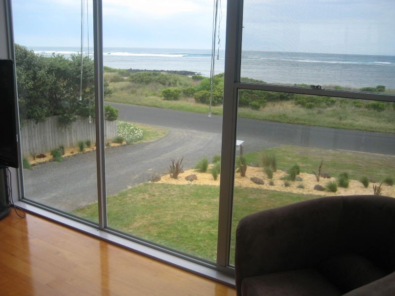 70 Ocean Drive, Port Fairy VIC 3284