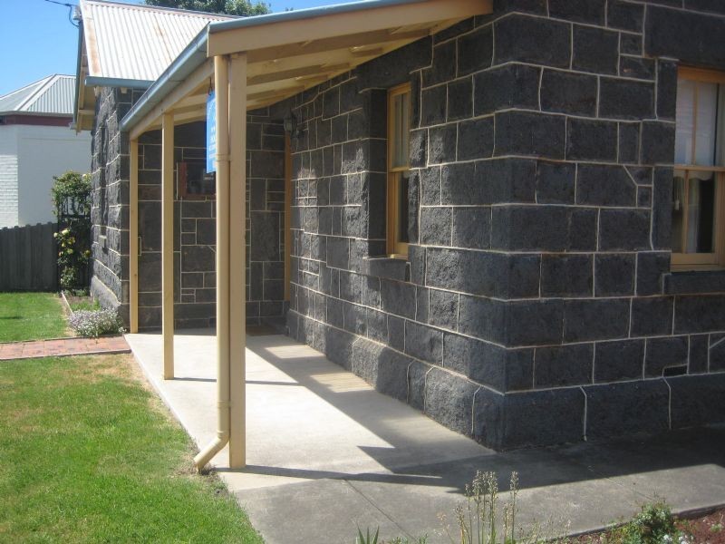 11 Cox St, Port Fairy VIC 3284