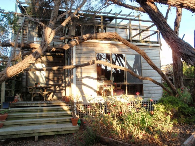 52 Griffith St, Port Fairy VIC 3284