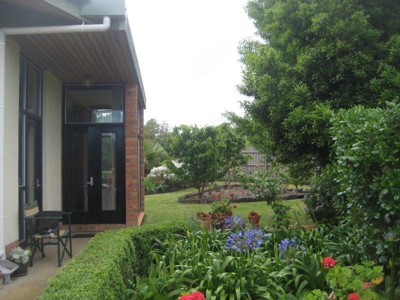 6 The Esplanade, Narrawong VIC 3285