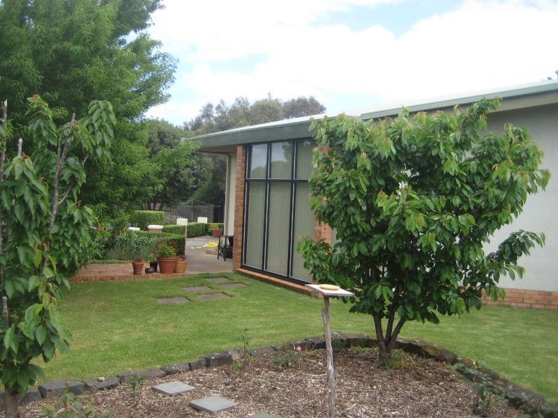 6 The Esplanade, Narrawong VIC 3285