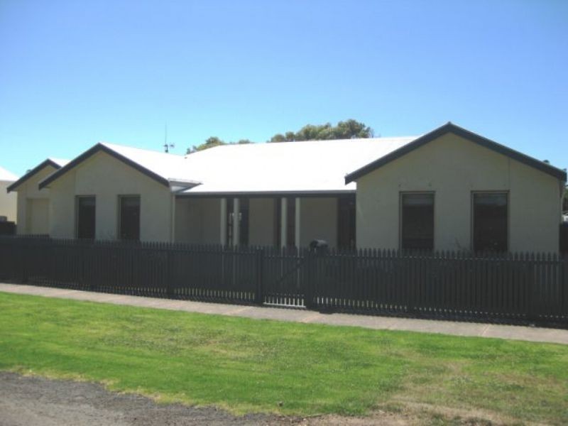 Cnr Albert and Campbell, Port Fairy VIC 3284